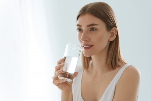 Boire beaucoup d'eau est essentiel pour être en bonne santé