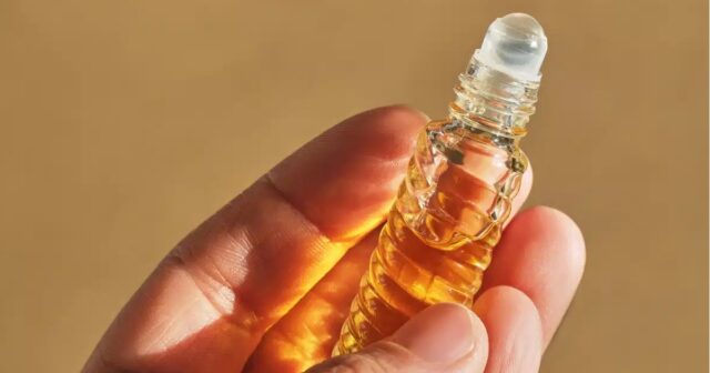 Le roll-on magique de l’été : la recette qui apaise immédiatement les piqûres de moustiques… tout en préservant la planète !