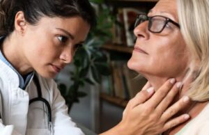 Vous avez l’impression de ne pas être entendu par votre médecin ? La phrase essentielle à prononcer dès le début du rendez-vous ! Vous avez l’impression de ne pas être entendu par votre médecin ? La phrase essentielle à prononcer dès le début du rendez-vous !